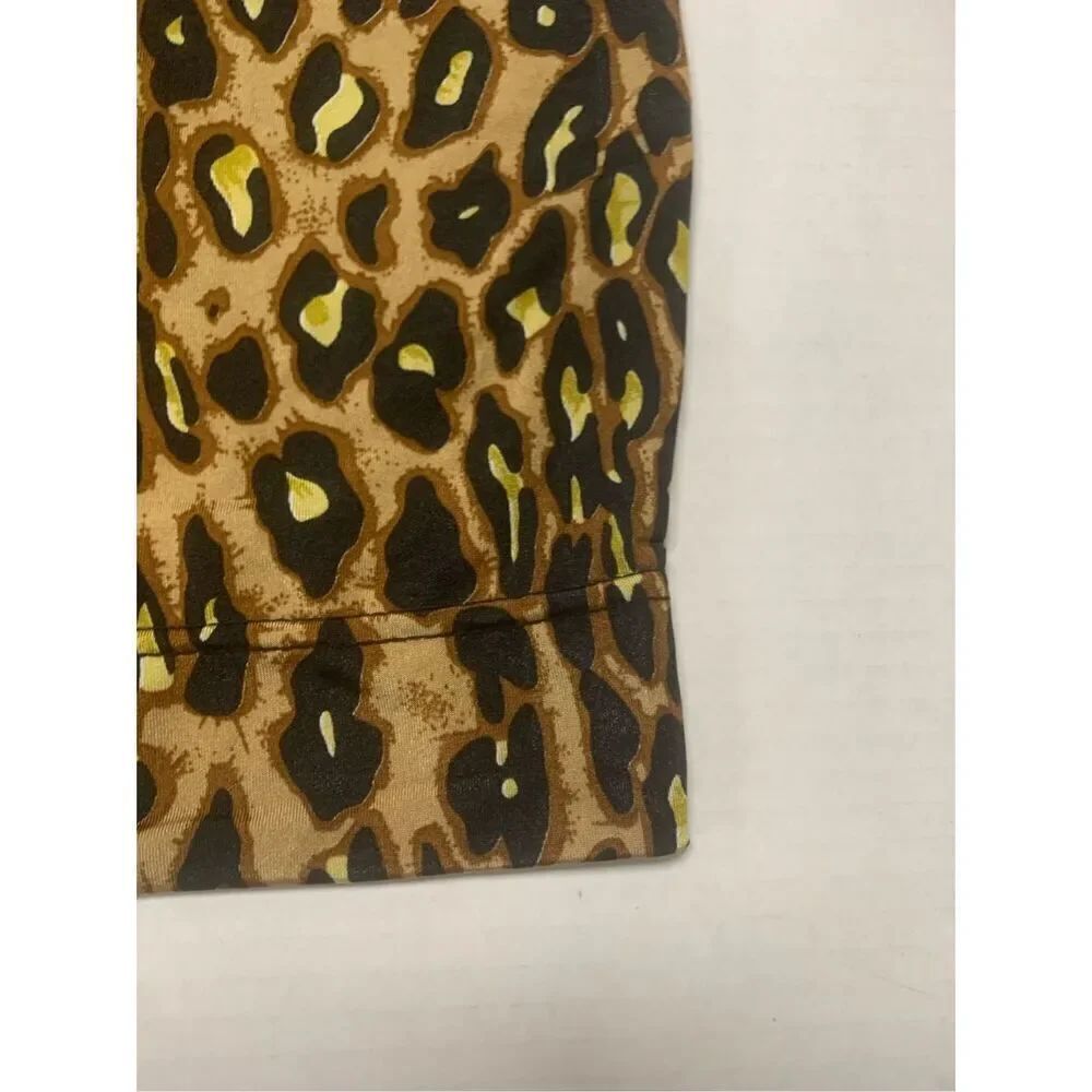 Cheetah Patterned Skirt - Picture 2 of 5